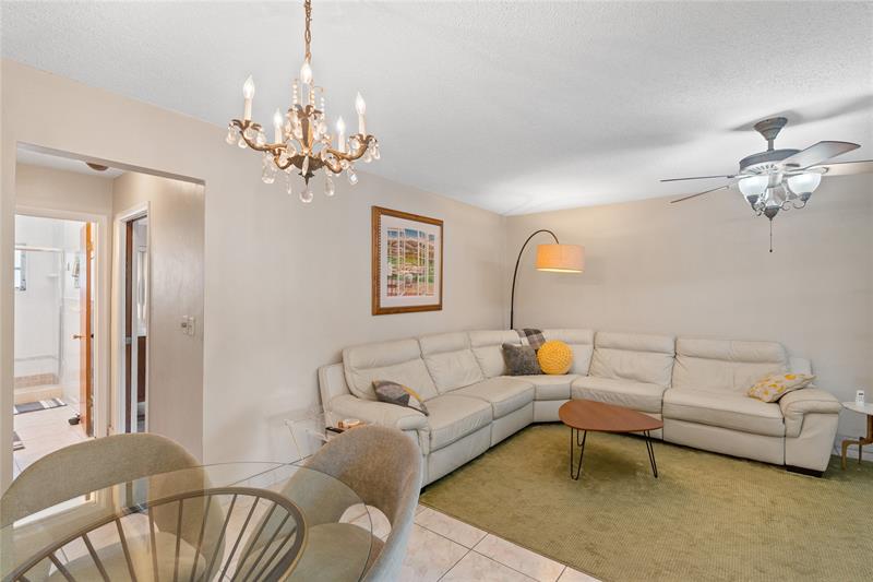 Image 13 of 26 For 161 10th Ave  3b