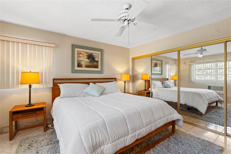 Image 15 of 26 For 161 10th Ave  3b