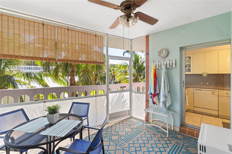 Image 5 of 26 For 161 10th Ave  3b