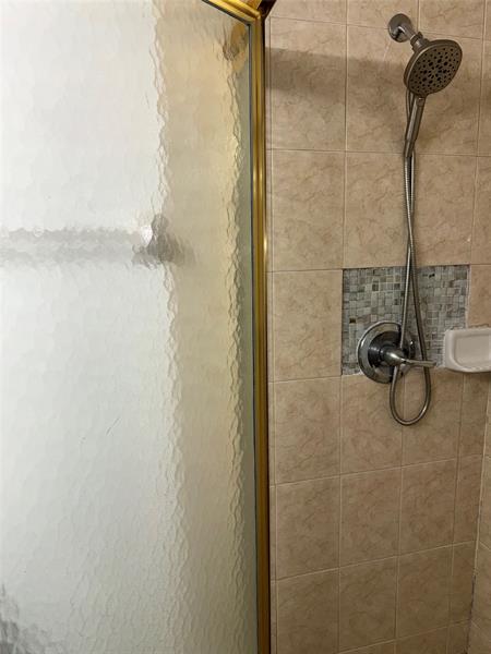 Image 20 of 39 For 5801 62nd Ave