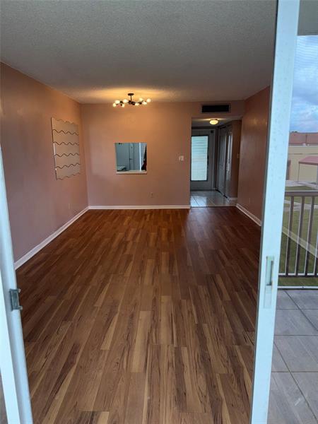 Image 27 of 39 For 5801 62nd Ave