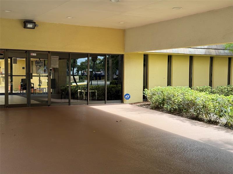 Image 37 of 39 For 5801 62nd Ave