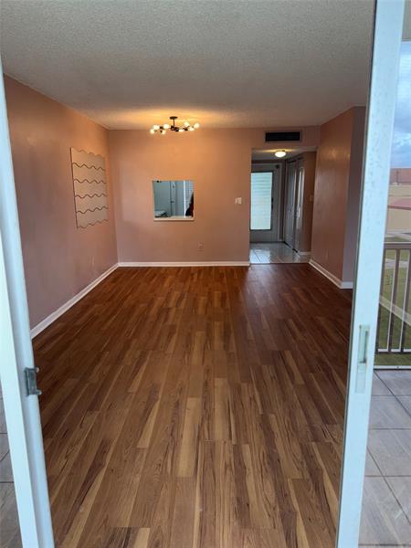 Image 9 of 39 For 5801 62nd Ave