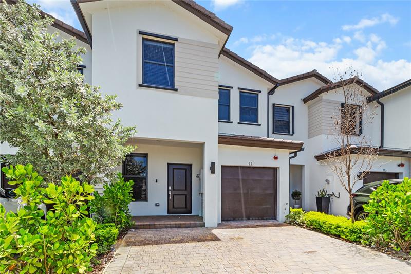 Details for 221 159th Way, Pembroke Pines, FL 33027