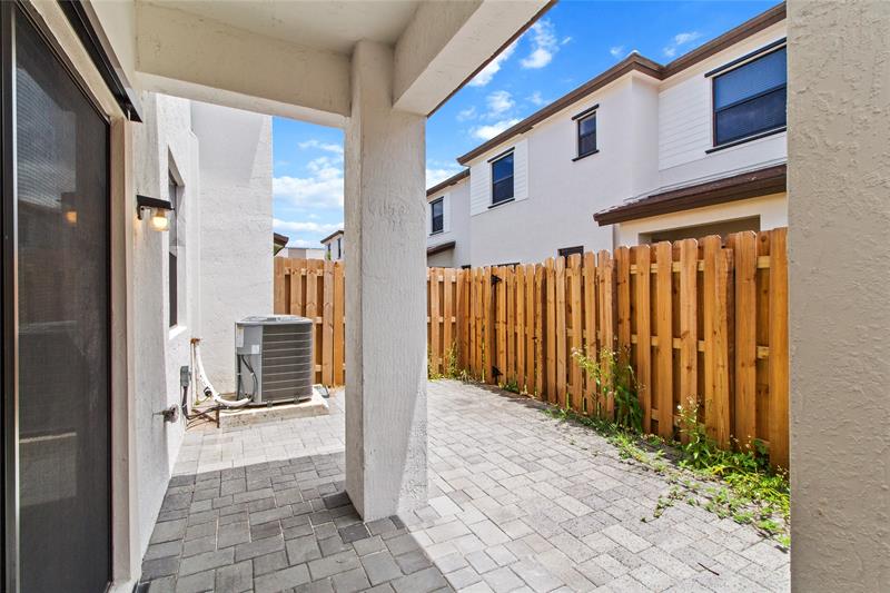 Image 23 of 62 For 221 159th Way