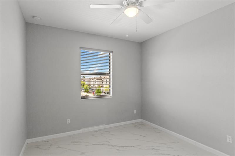 Image 46 of 62 For 221 159th Way