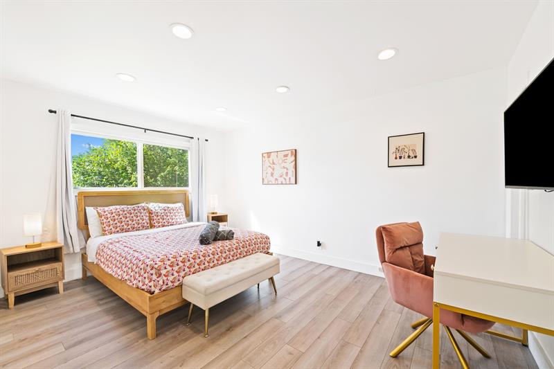 Image 10 of 20 For 824 Golf Drive