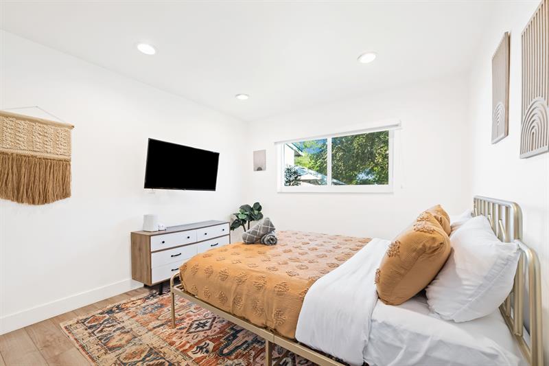 Image 13 of 20 For 824 Golf Drive