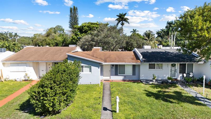 Image 4 of 20 For 824 Golf Drive