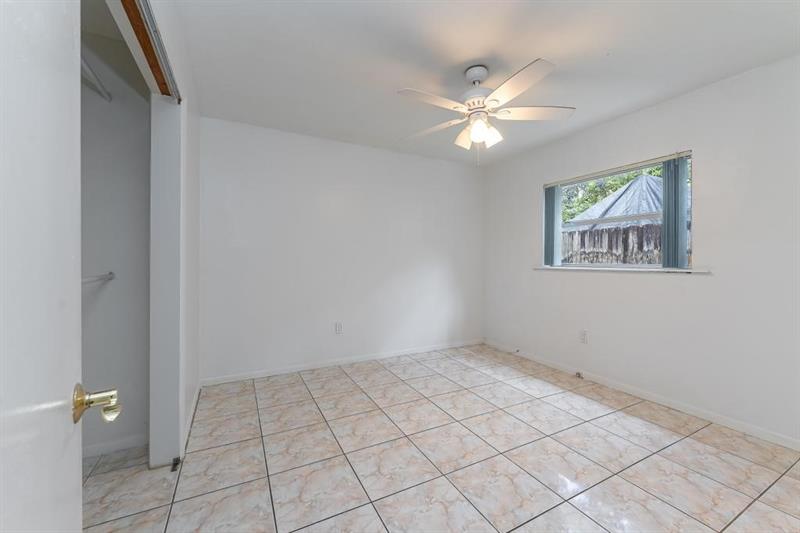 Image 9 of 15 For 7431 Arthur St