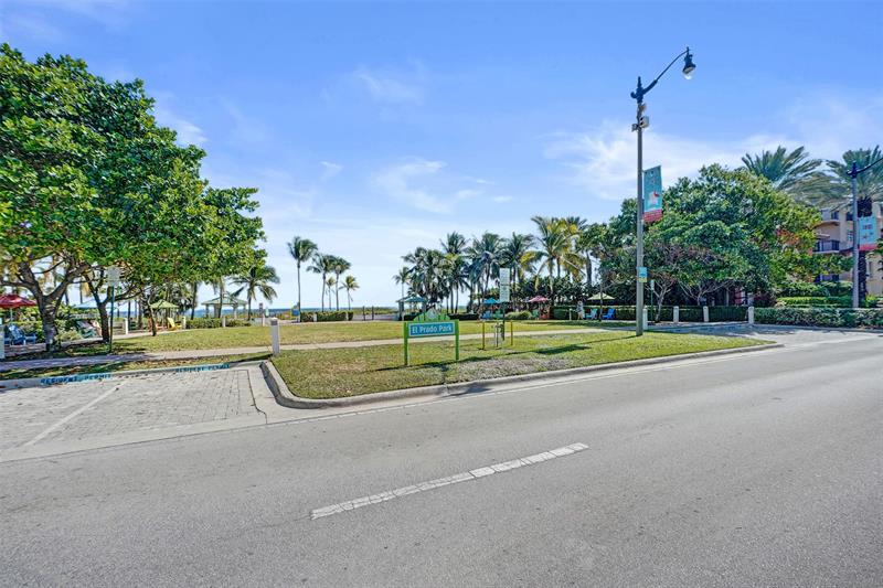 Image 15 of 72 For 4511 El Mar Dr  203