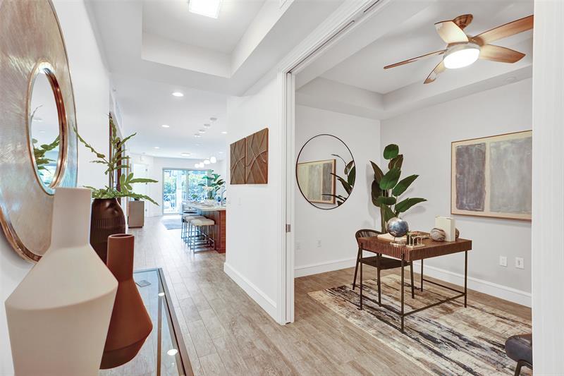 Image 21 of 72 For 4511 El Mar Dr  203