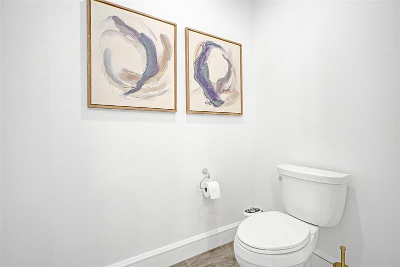 Image 46 of 72 For 4511 El Mar Dr  203