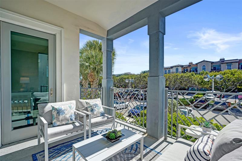 Image 49 of 72 For 4511 El Mar Dr  203