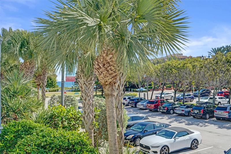 Image 53 of 72 For 4511 El Mar Dr  203