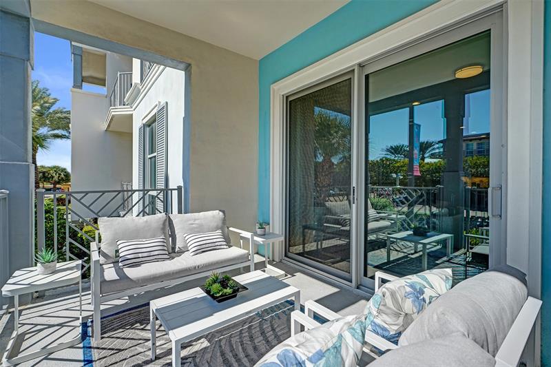 Image 54 of 72 For 4511 El Mar Dr  203