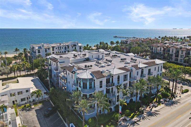 Image 8 of 72 For 4511 El Mar Dr  203