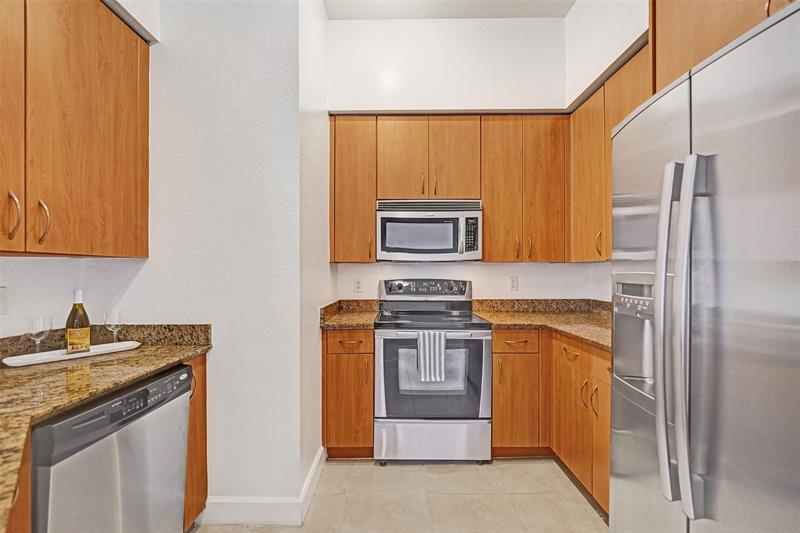 Image 11 of 33 For 1830 Radius Dr  1317