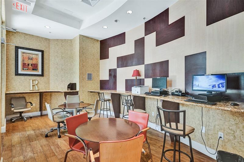 Image 25 of 33 For 1830 Radius Dr  1317