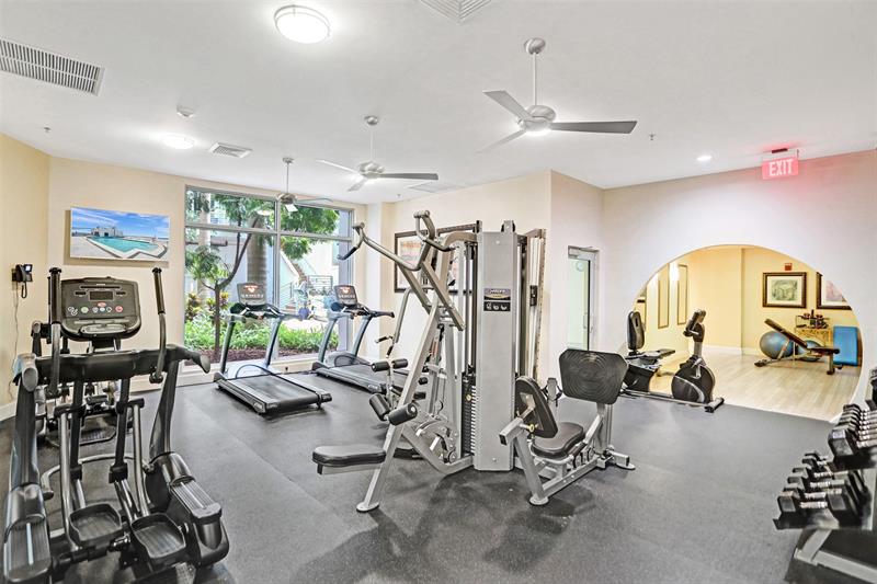 Image 27 of 33 For 1830 Radius Dr  1317