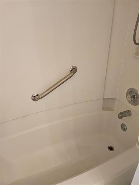 Image 12 of 13 For 2701 Riverside Dr  217b