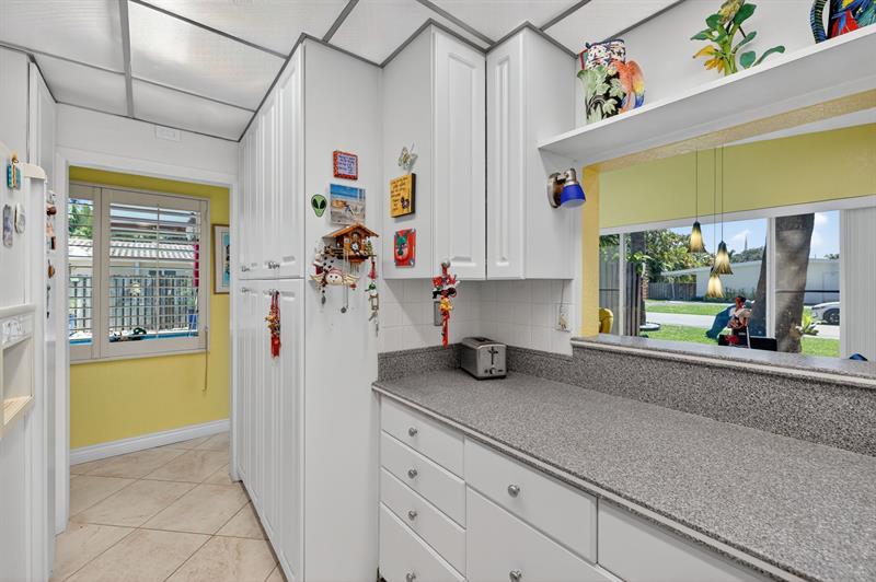 Image 19 of 84 For 255 Neptune Ave