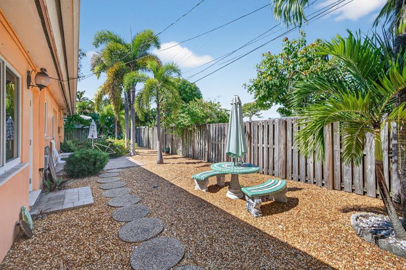 Image 60 of 84 For 255 Neptune Ave