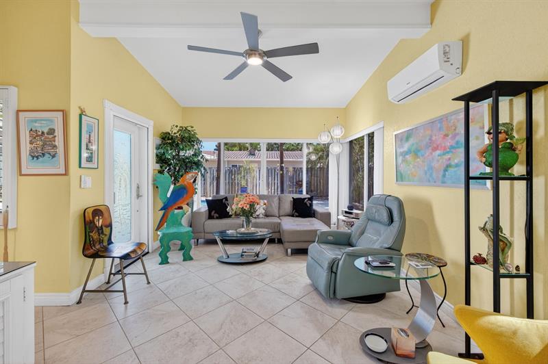 Image 9 of 84 For 255 Neptune Ave