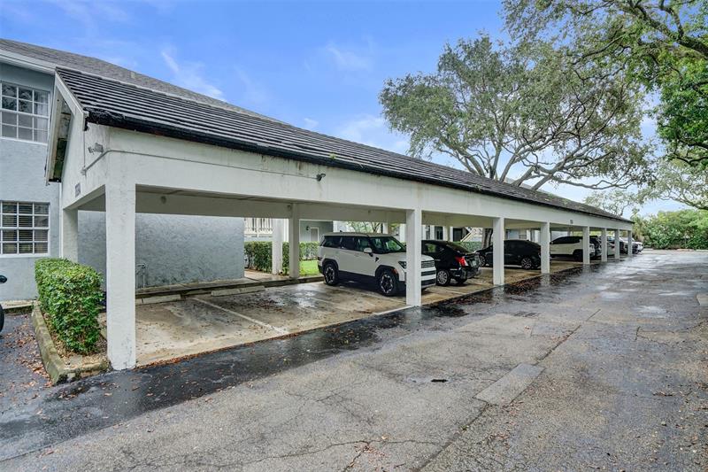 Image 16 of 16 For 7554 Stirling Rd  201