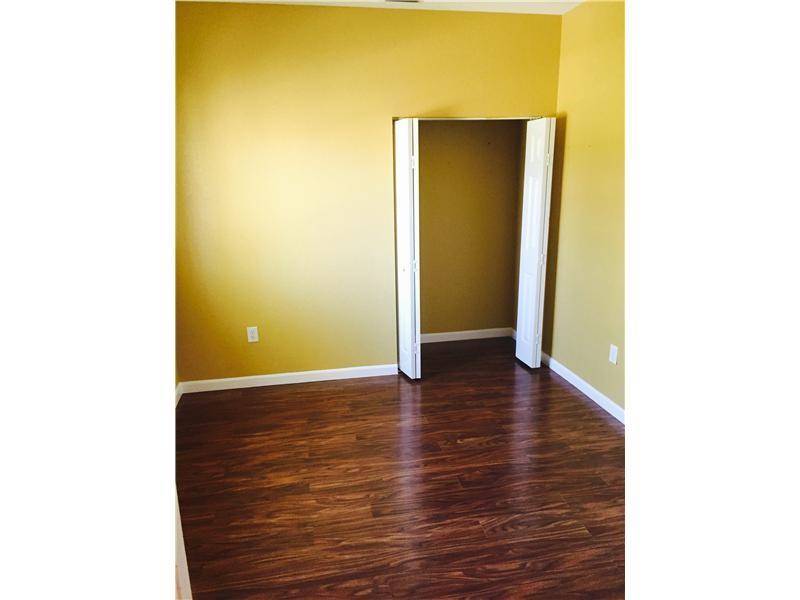 Image 4 of 13 For 8320 Santa Monica Ave