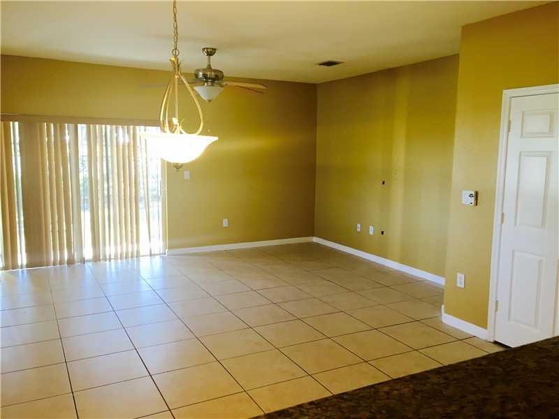 Image 7 of 13 For 8320 Santa Monica Ave