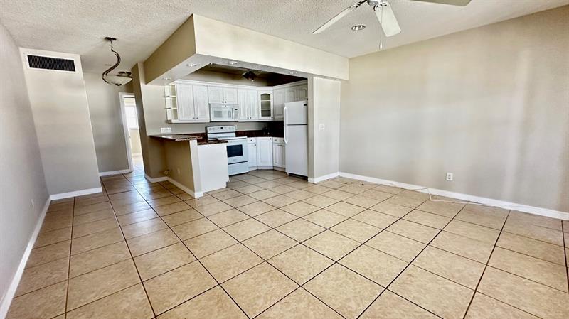 Details for 5201 24th Ter  305, Fort Lauderdale, FL 33308