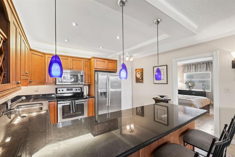 Image 21 of 69 For 200 Birch Rd  908