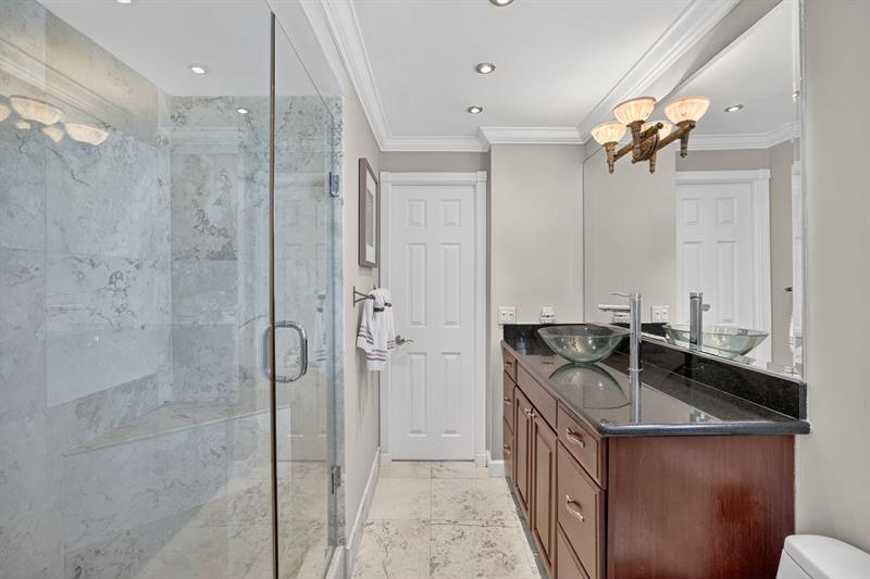 Image 24 of 69 For 200 Birch Rd  908