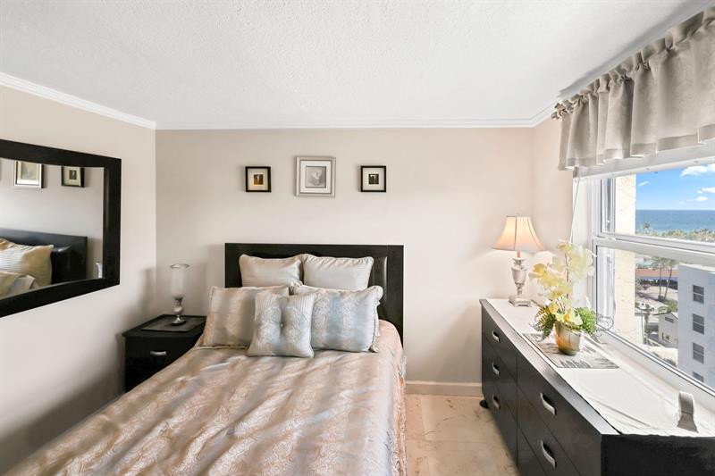 Image 38 of 69 For 200 Birch Rd  908