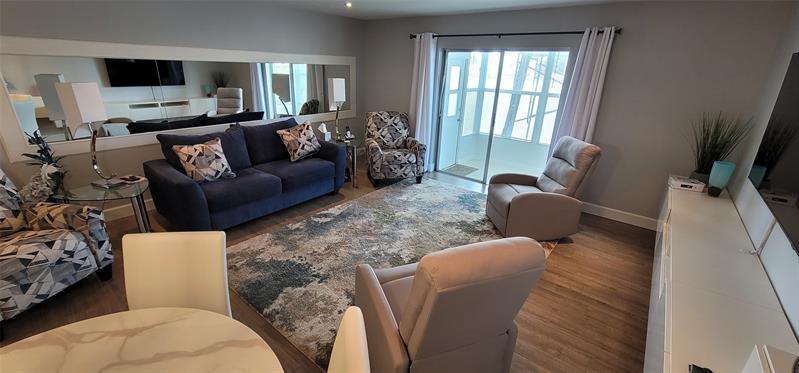 Image 12 of 43 For 4751 21 St  112