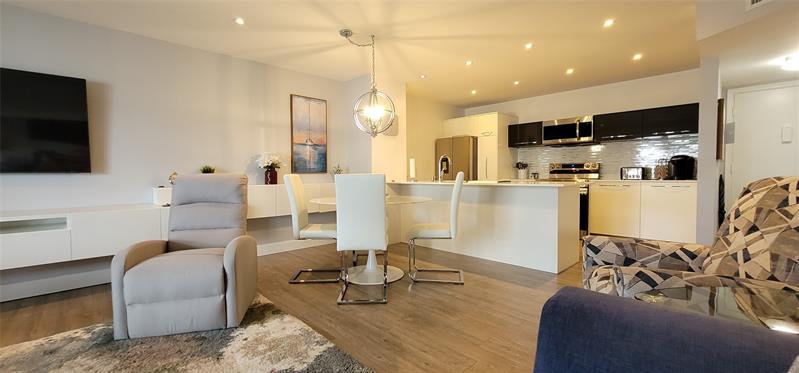 Image 14 of 43 For 4751 21 St  112