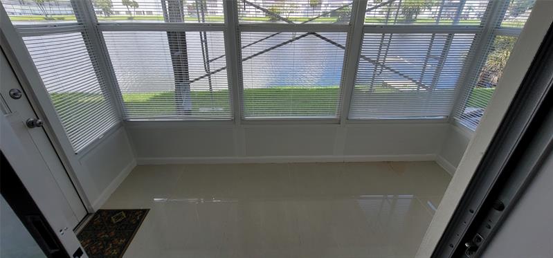 Image 15 of 43 For 4751 21 St  112