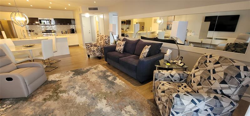 Image 21 of 43 For 4751 21 St  112