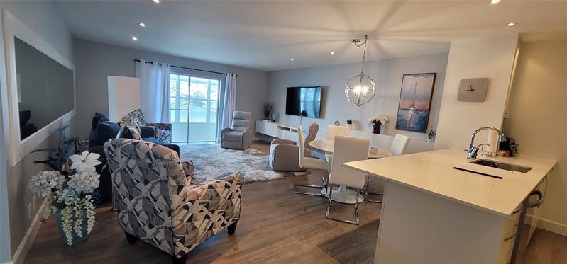 Image 26 of 43 For 4751 21 St  112