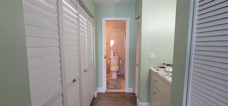 Image 33 of 43 For 4751 21 St  112