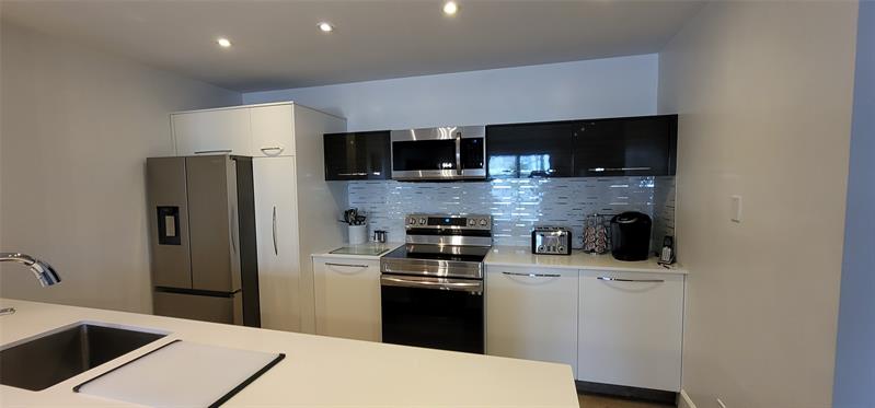 Image 9 of 43 For 4751 21 St  112