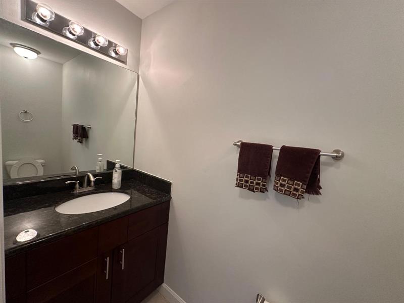 Image 12 of 29 For 1436 47th Ave