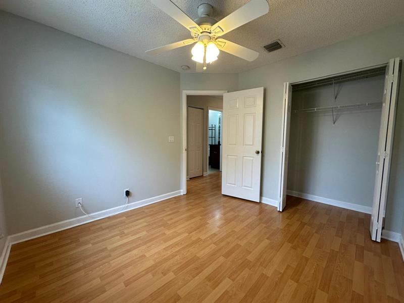 Image 23 of 29 For 1436 47th Ave