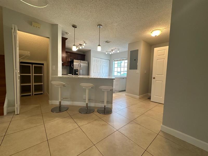 Image 8 of 29 For 1436 47th Ave