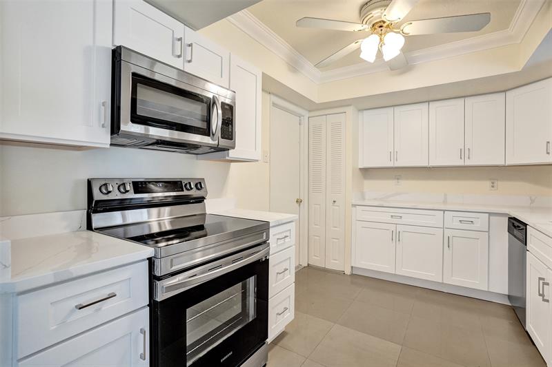 Image 12 of 49 For 7741 1st St  