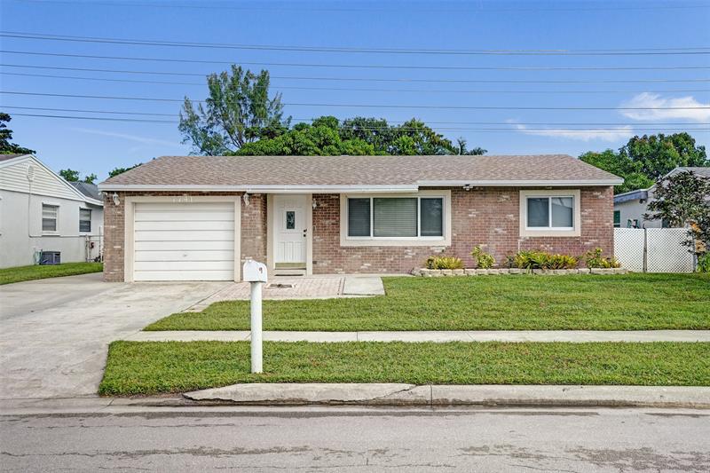 Image 2 of 49 For 7741 1st St  