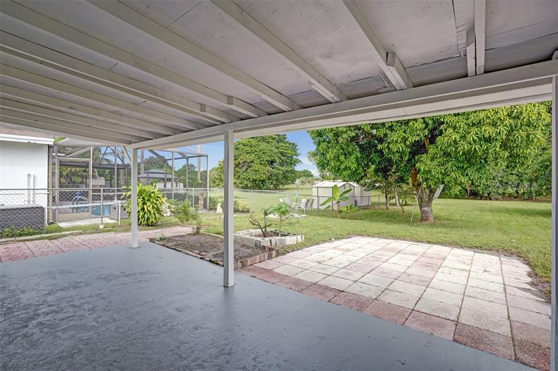 Image 26 of 49 For 7741 1st St  