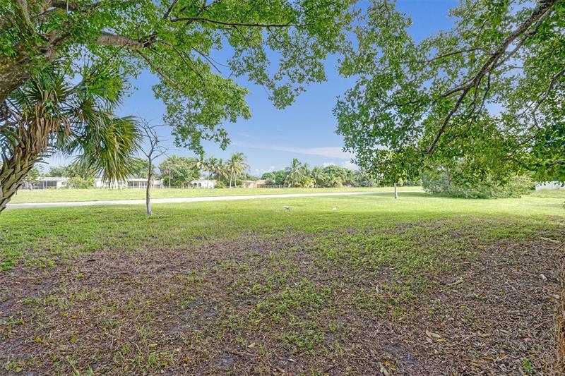 Image 35 of 49 For 7741 1st St  