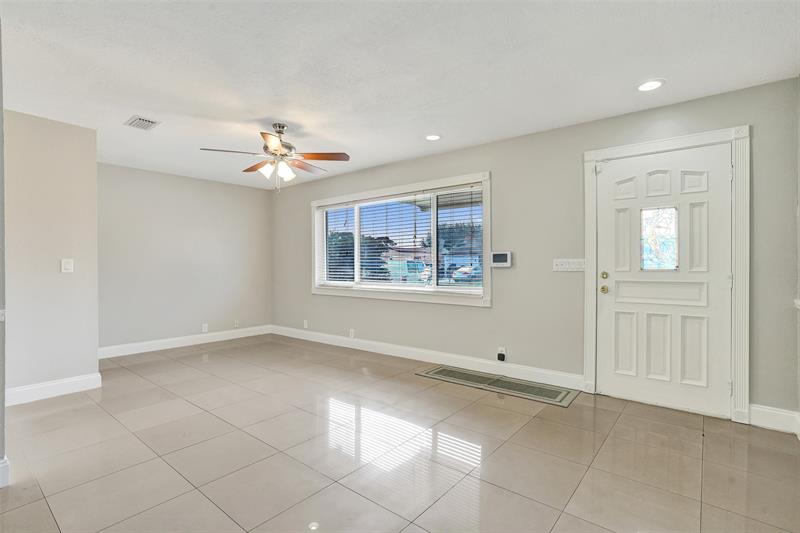 Image 8 of 49 For 7741 1st St  